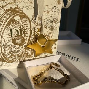 Authentic Dior Jadior Letter With crystals Bracelet Gold